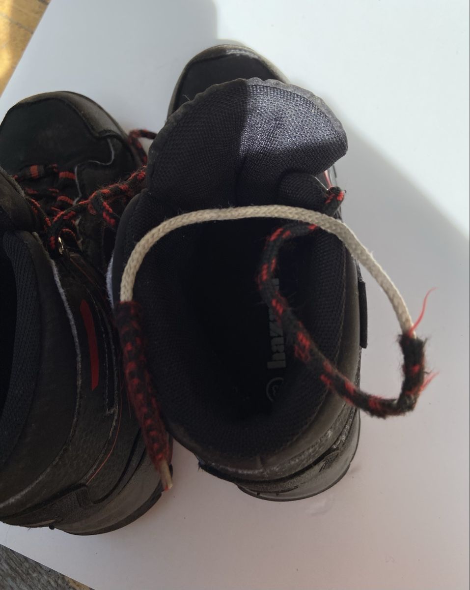 Scarpe per ragazzi: Hazard Softshell Wanderschuhe Schuhe schwarz rot Grösse 33 – Usato da Fislisbach venduto da KolibriSecondhand 9