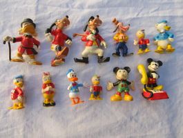 12 Figurines