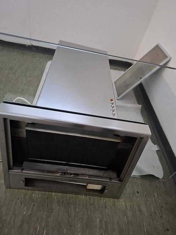 Cappe di aspirazione: Moderner Dampfabzug zu verkaufen – Usato da St. Gallen venduto da Mario-Bollhalder 3