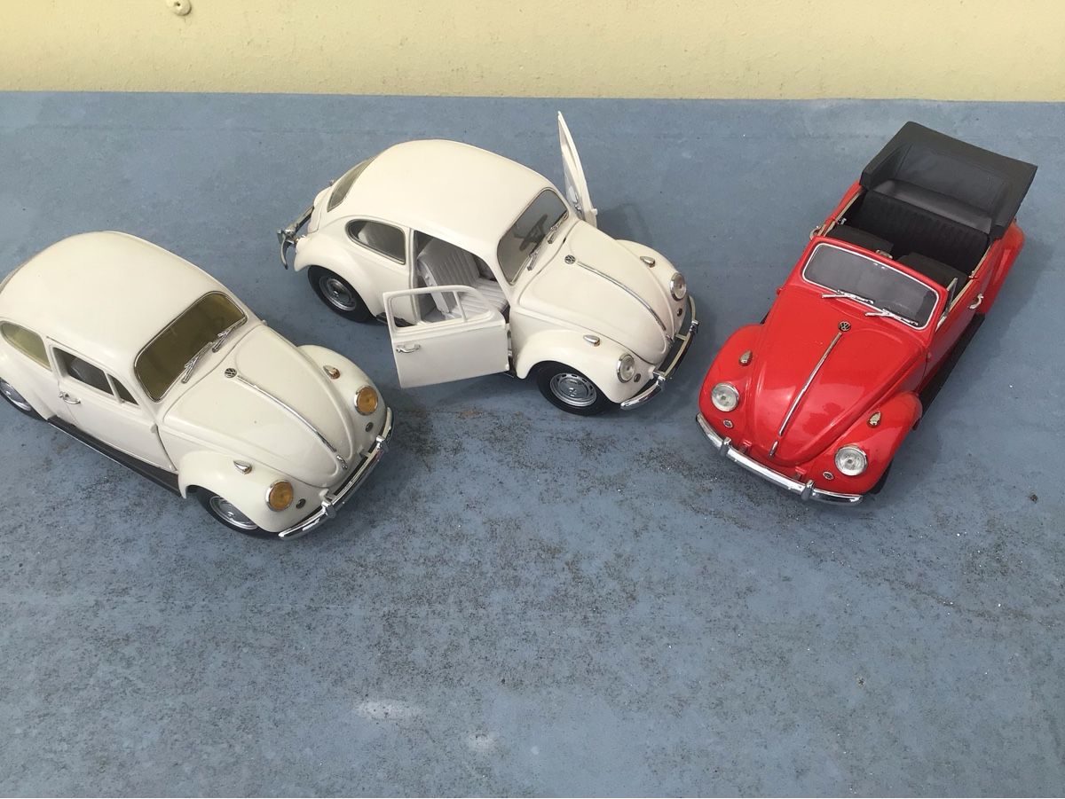 Volkswagen Modellini d'auto: VW Käfer Sammlung – Usato da Oetwil am See venduto da ifnam 6