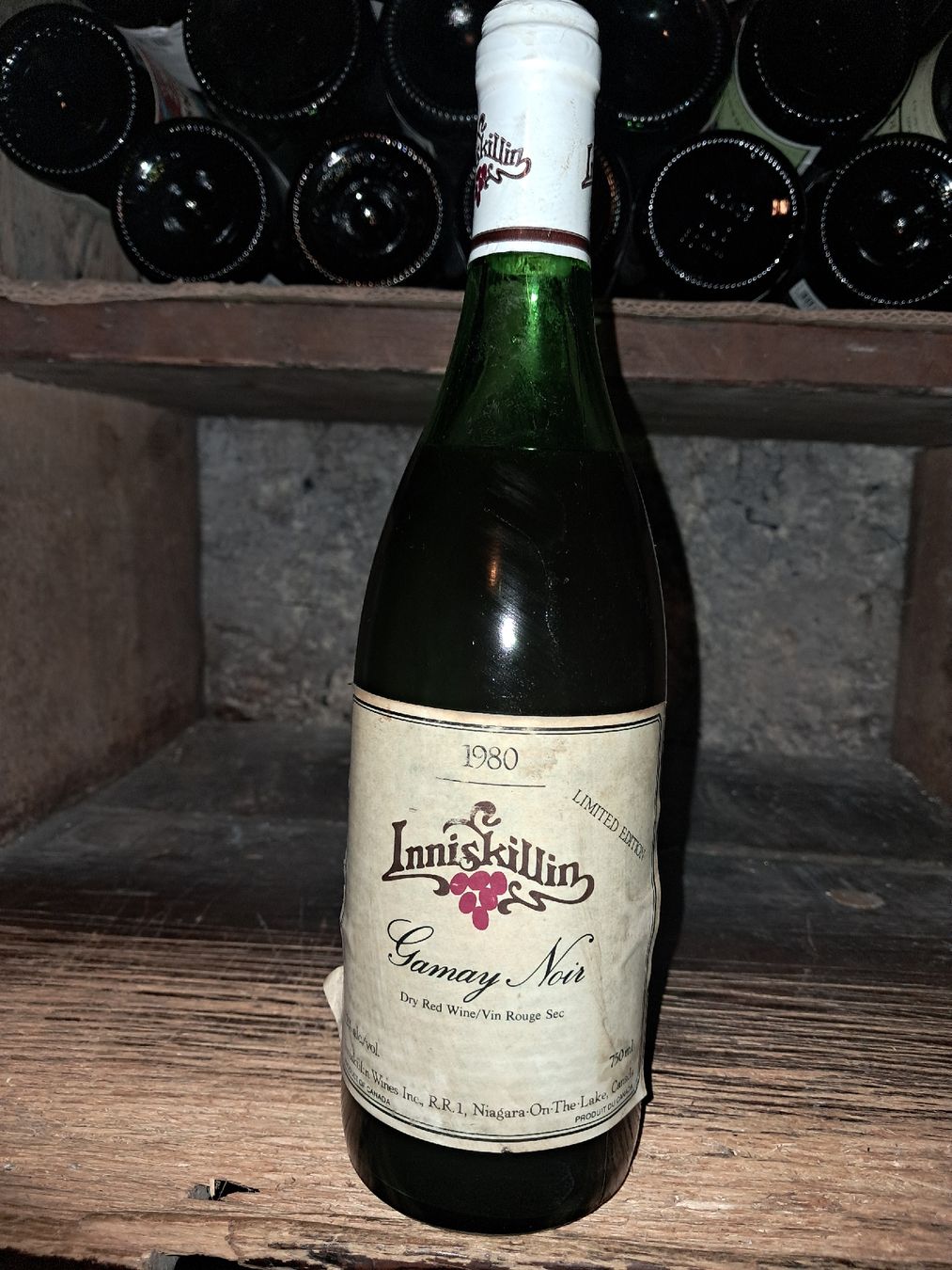 Vins: Inniskillin Gamay Noir 1980 – Neuf avec emballage d'origine à Le locle par juliensaran