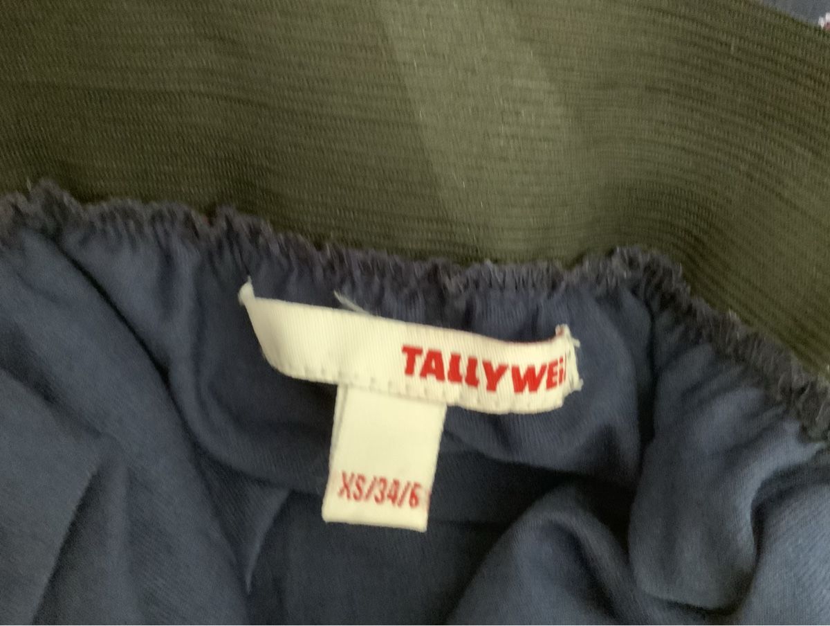 Gonne: Tally Weijl Rock blau gemustert – Usato da Bettlach venduto da valishop 1