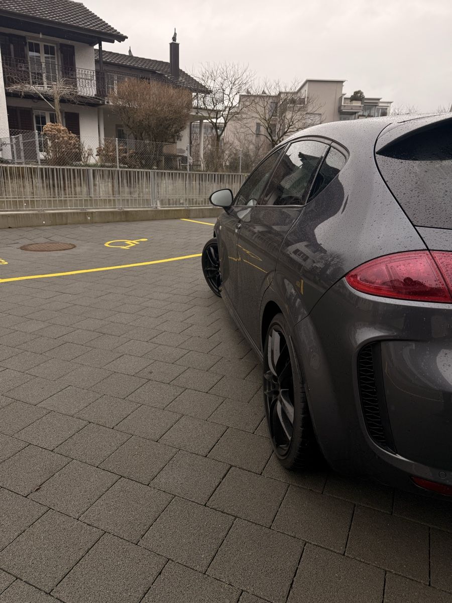 Seat Automobili: Seat Leon R evo 2012, Grey – Nuovo e nell'imballaggio originale da Wängi venduto da gou_n78c 2