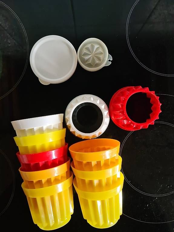 Behälter & Ähnliches: Tupperware Puddingförmli – Gebraucht aus Bremgarten AG von melaka