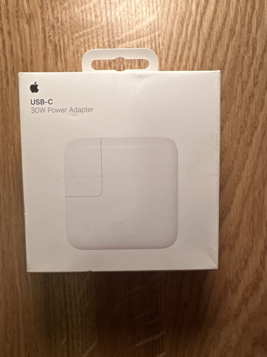 Apple Caricabatterie: Apple USB-C 20W Power Adapter new – Nuovo e nell'imballaggio originale da Kriens venduto da SupiDupiDeal
