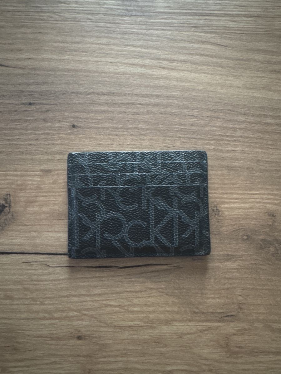 Calvin Klein Portafogli: Calvin Klein Cardholder – Usato da Salmsach venduto da kim_686b