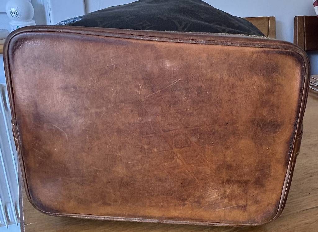 Borse da donna: Louis Vuitton Beuteltasche  – Usato da Winterthur venduto da lujane 3