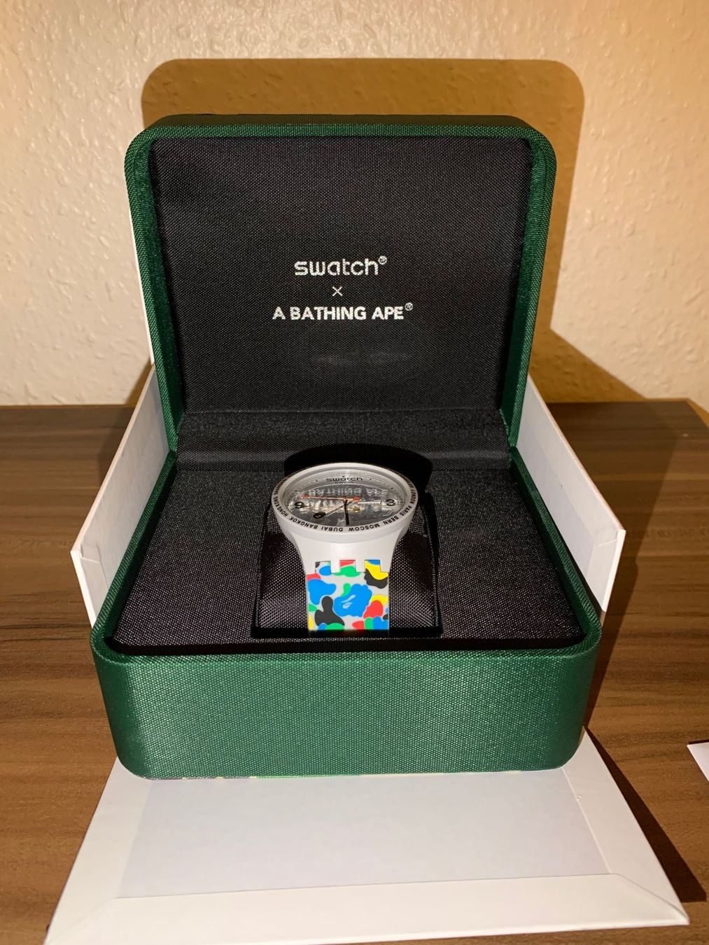 Swatch Orologi: Swatch x BAPE Tokyo Edition – Nuovo e nell'imballaggio originale da Erlach venduto da migdep985 4