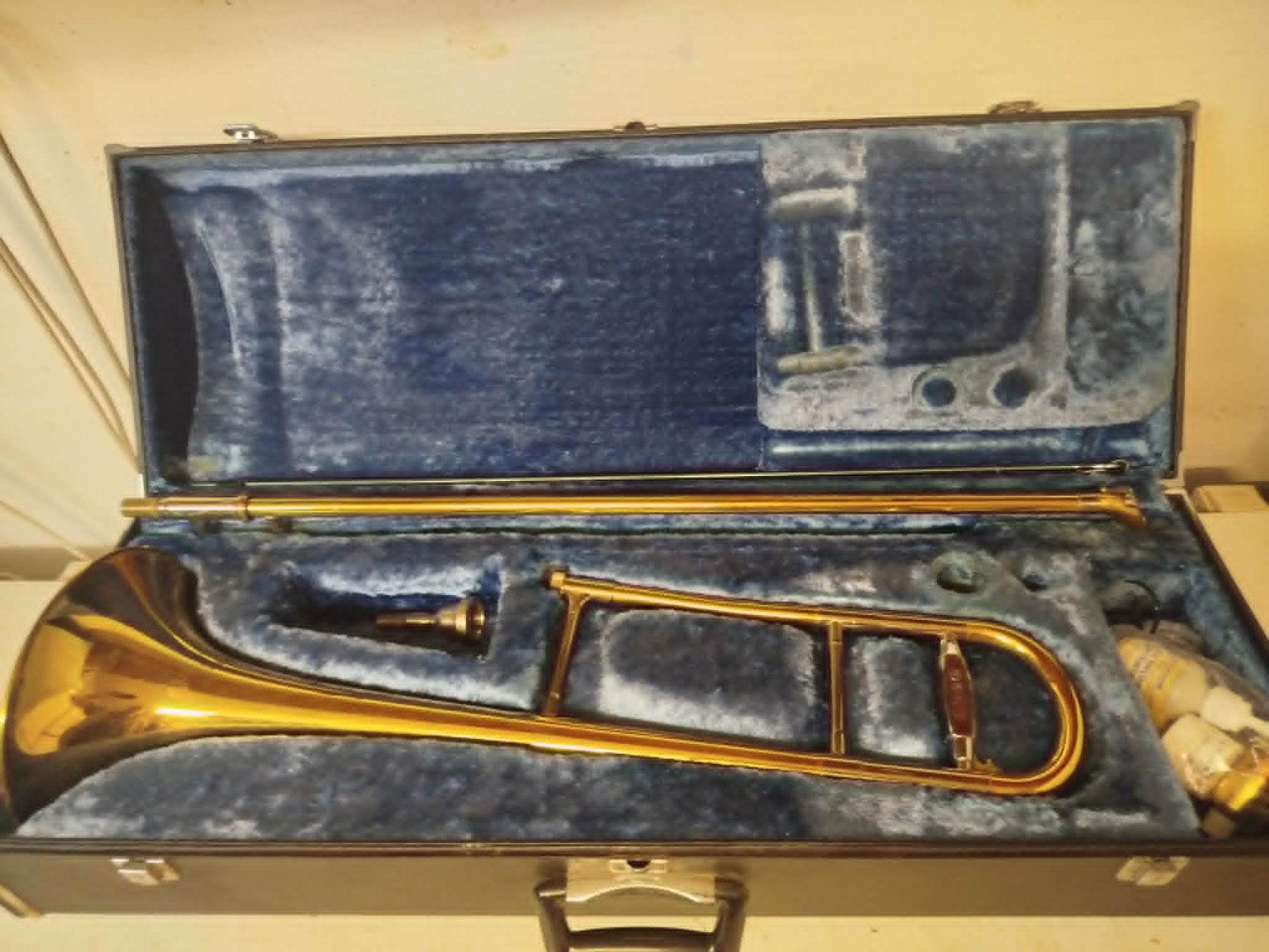 Yamaha Instruments de musique: Trombone professionnel Yamaha – D'occasion à La Chaux-de-Fonds par Emmaus2300CDF 1