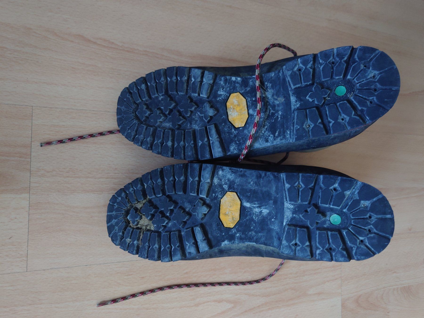 La Sportiva Herrenschuhe: Bergschuhe / Hochtourenschuhe – Gebraucht aus Zürich von MiHa_XXXX 1