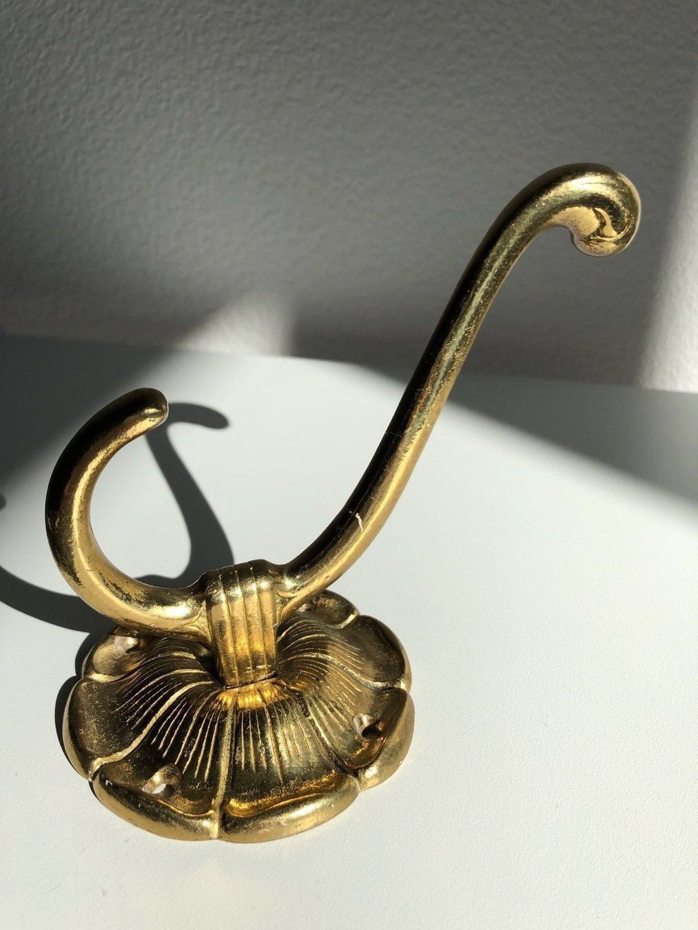 Ferramenta: Goldene Haken Messing – Usato da Zürich venduto da kitsune 3