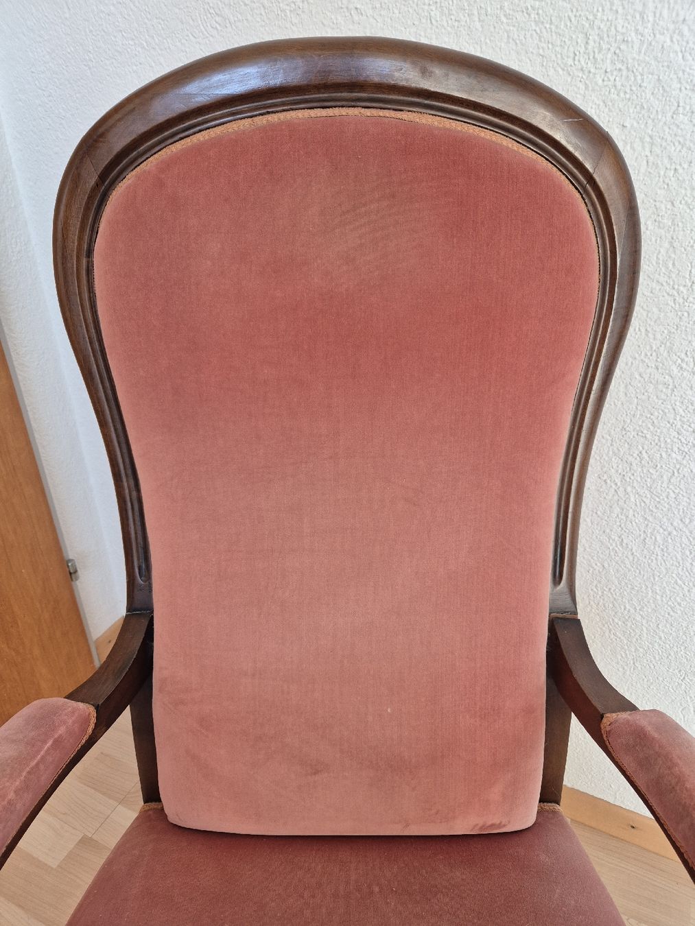 Poltrone: antiker Sessel – Usato da Herzogenbuchsee venduto da herzchae 4