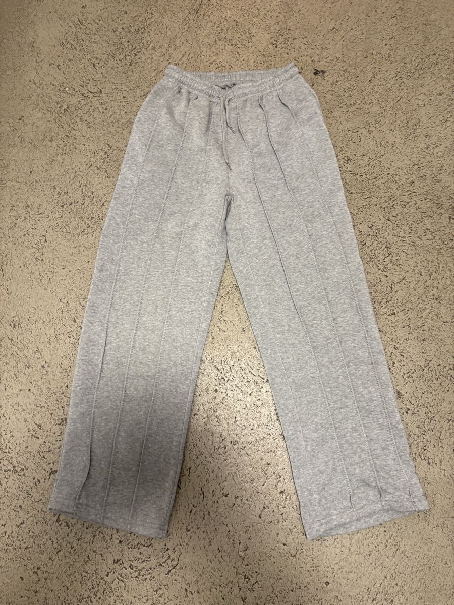 Shein Pantaloni: Damen Trainerhose,Gr.M;Shein – Usato da Winterthur venduto da Nena222