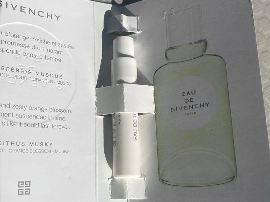 Givenchy Profumi & Eau de Toilette: Eau de Givenchy – Nuovo (secondo la descrizione) da Flums venduto da Inna77 1