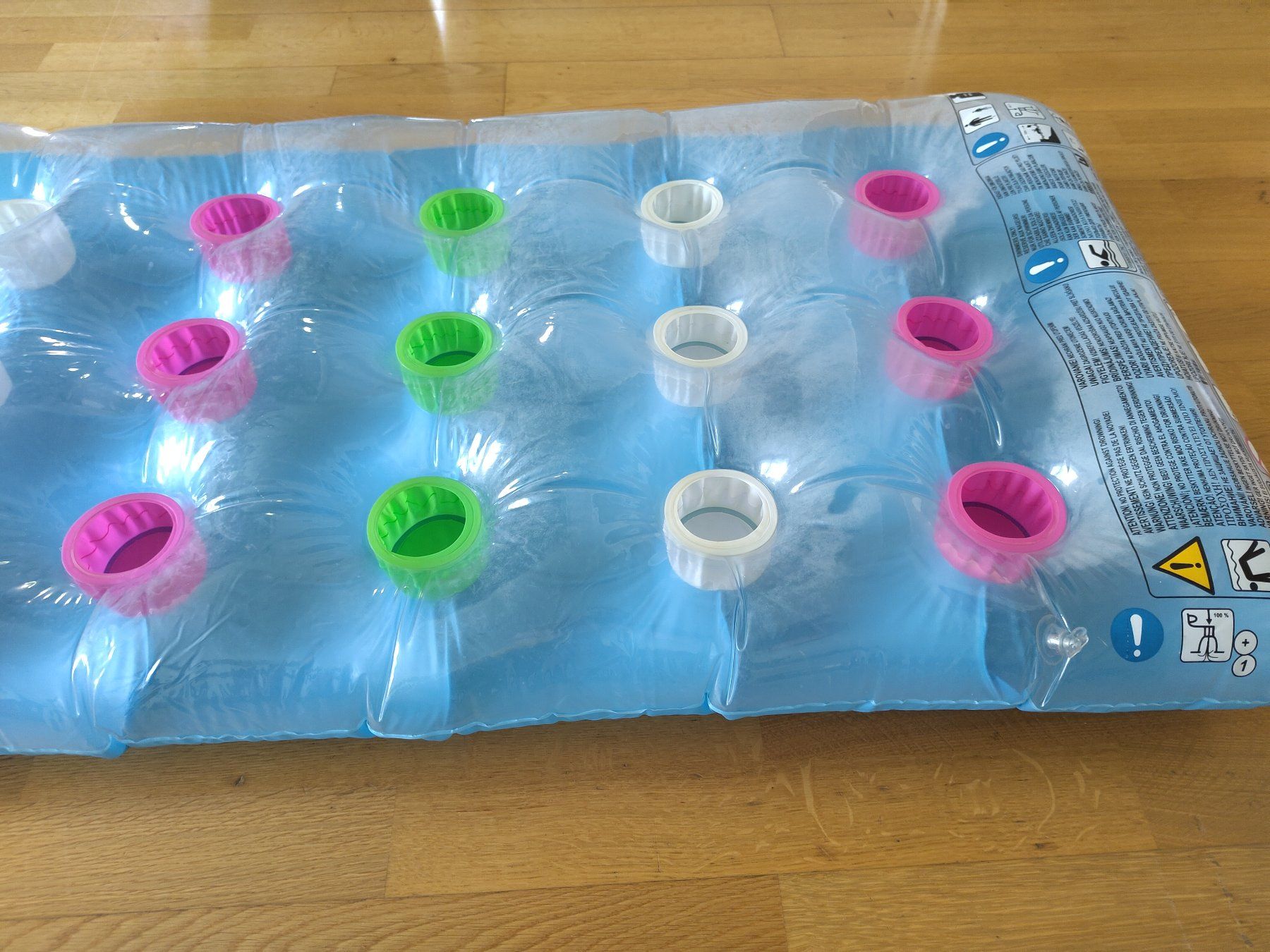 Piscine: Luftmatratze mit Kopfkissen – Usato da Liebefeld venduto da sam_7vm2 3