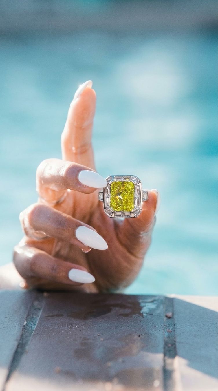 Anelli: Bague émeraude lime – Nuovo e nell'imballaggio originale da St-Maurice venduto da Sandrinette123 1