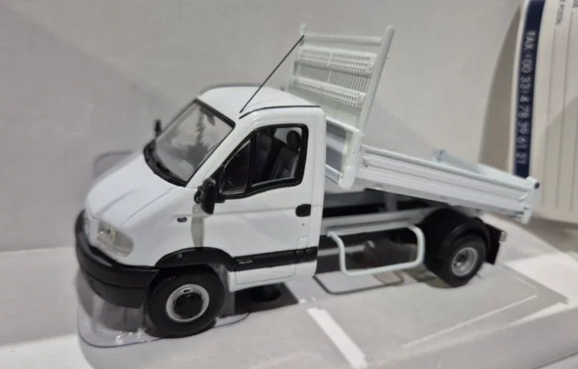 Norev Voitures modèles: Renault Mascott 1/43 Norev – Neuf avec emballage d'origine à Lausanne par Techobby 2