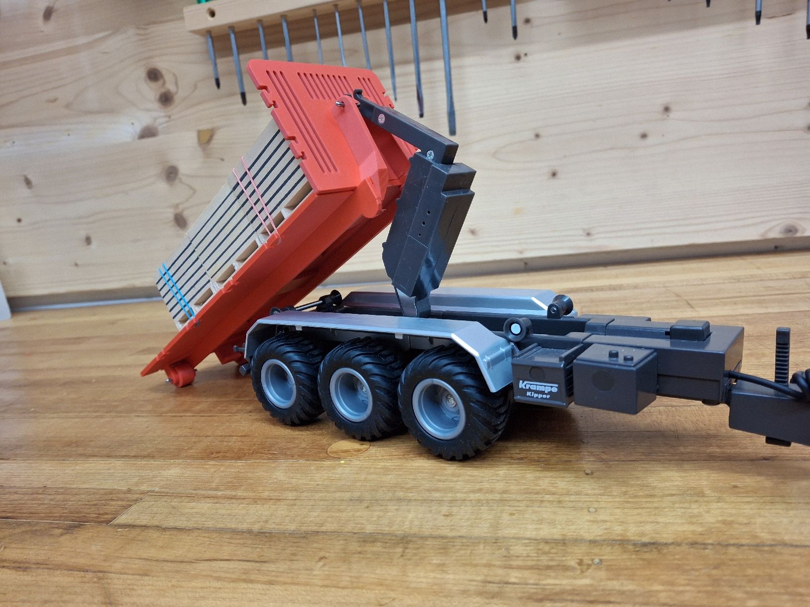 Siku RC Kits de montage: Wechselladebrücke zu Siku Control Hackenlift – Neuf (Voir description) à Niederbipp par Tnidi 7