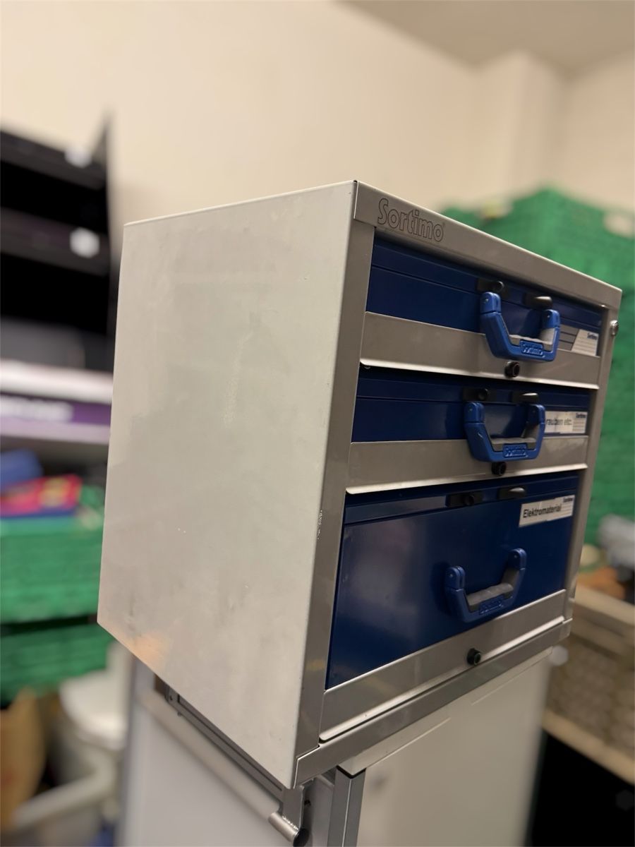 Systemes d'archivage: Sortimo Schubladenbox mit Schrauben und Elektromaterial – D'occasion à Kloten par dri_p76r 1