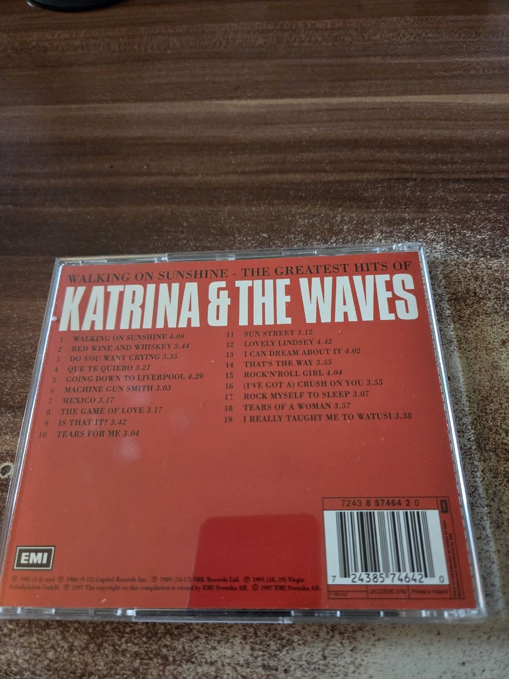 CDs: Katrina & The Waves - Walking On Sunshine – Gebraucht aus Wattenwil von Mage66 1