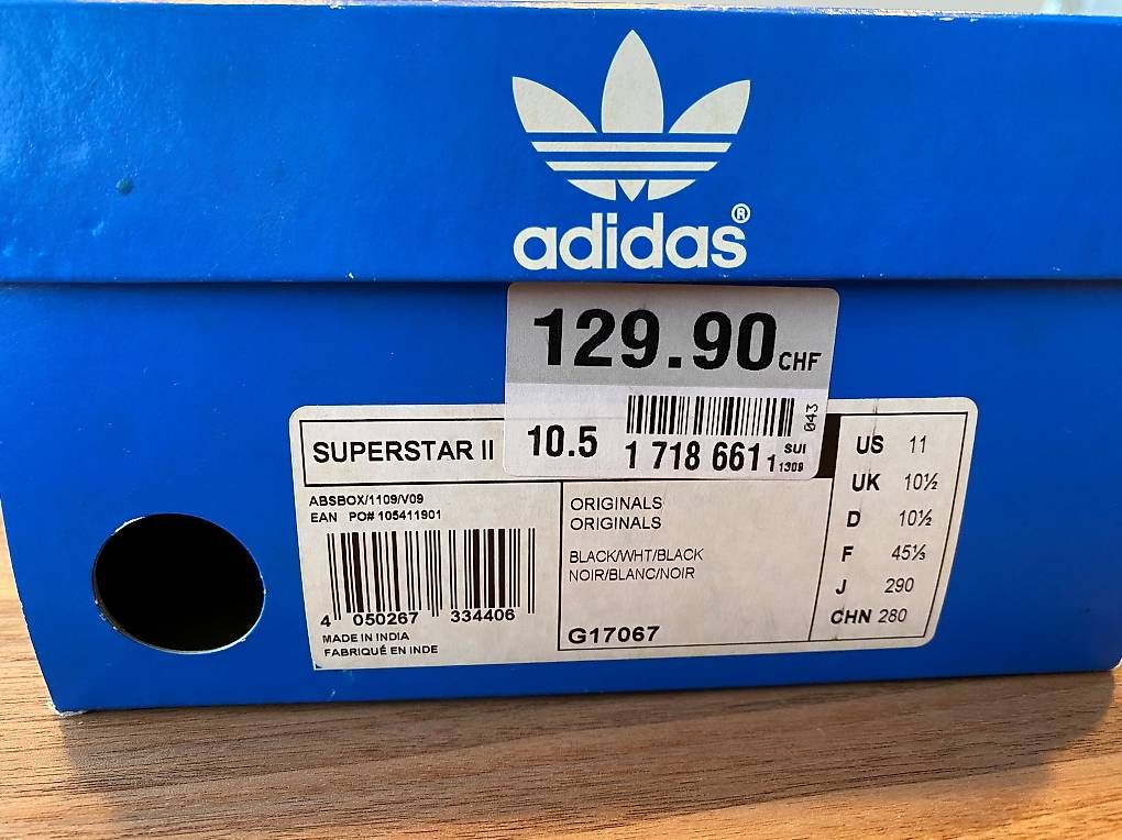 Adidas Chaussures hommes: Adidas Superstar schwarz neu – Neuf avec emballage d'origine à Sursee par Engel19 2