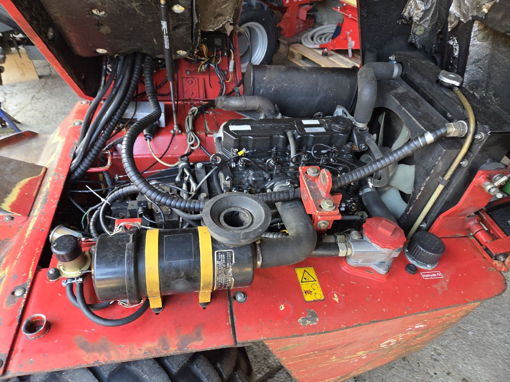Weidemann Chargeur de ferme: Hoflader Weidemann 1070 – D'occasion à Unteriberg par Prinz011 4