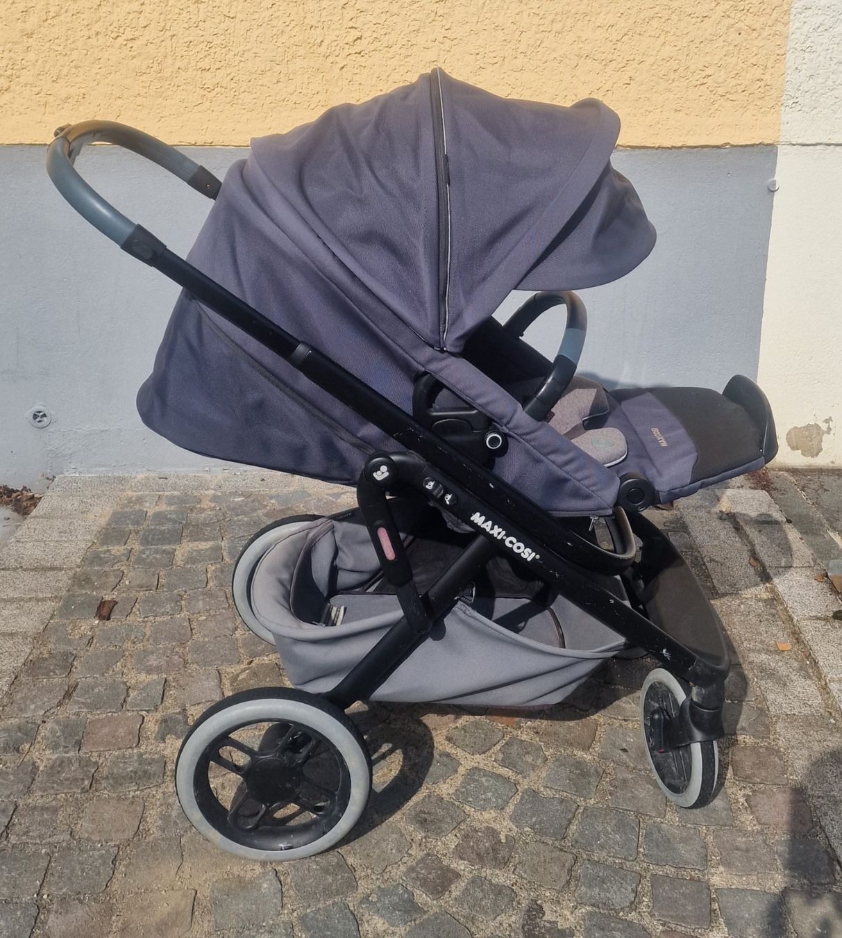 Maxi-Cosi Carrozzine: Kinderwagen Starter-Set – Usato da Winterthur venduto da lar_pkk9 4