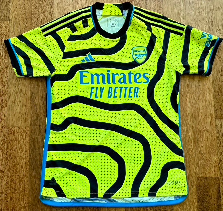 Adidas Canottiere & Pantaloni: Arsenal Away Shirt - 2023/24 - Authentic - Odegaard – Nuovo (secondo la descrizione) da Hermetschwil-Staffeln venduto da Beat131 1