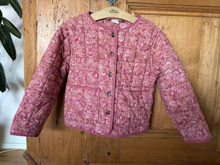 Gesteppte Jacke Blumenmuster  Gr. 122 NEU!