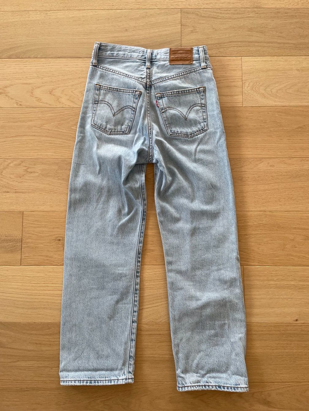Levi's Jeans: Jeans - Levi's Ribcage Straight Ankle – D'occasion à Eschenbach LU par B.L.R 3