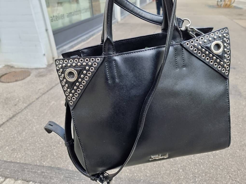 Karl Lagerfeld Borse da donna: Handtasche mit Nieten Karl Lagerfeld – Nuovo (secondo la descrizione) da Zürich venduto da Takili123