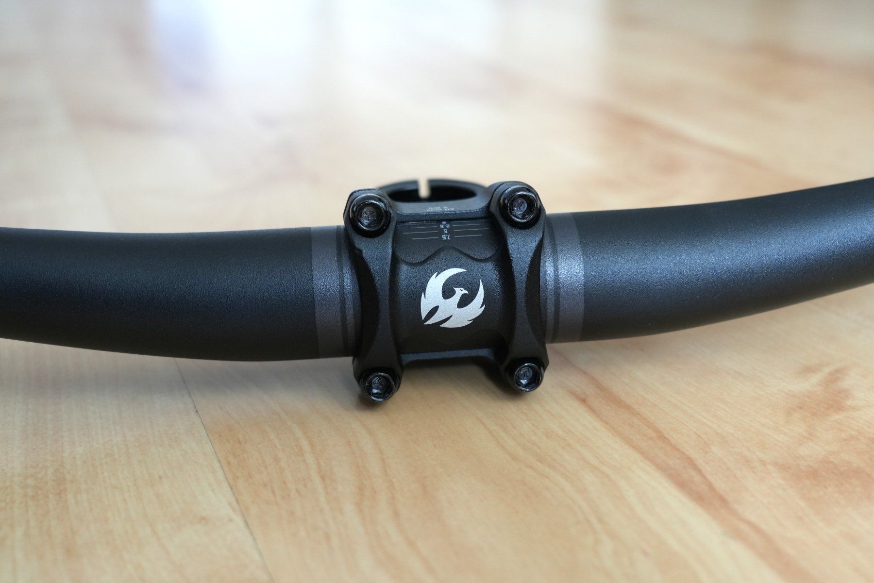 Pièces détachées: Pivot MTB Vorbau und Lenker – Neuf (Voir description) à Laupen ZH par Foto77