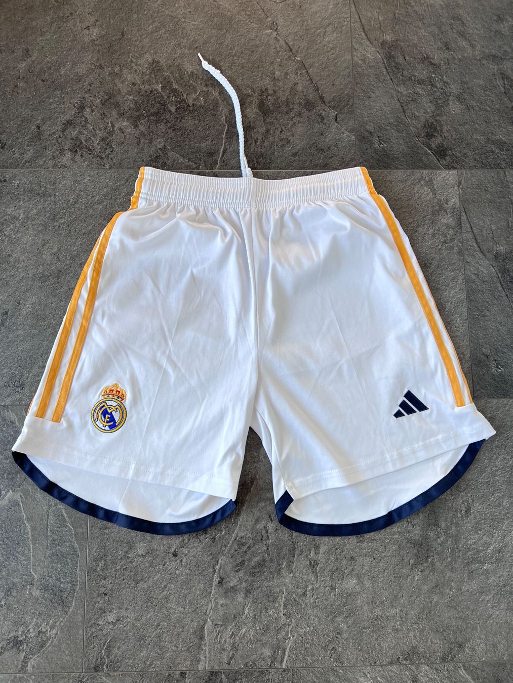 Hosen: Fußballhose , S, neuwertig – Neu (gemäss Beschreibung) aus Walzenhausen von Cerna007 5