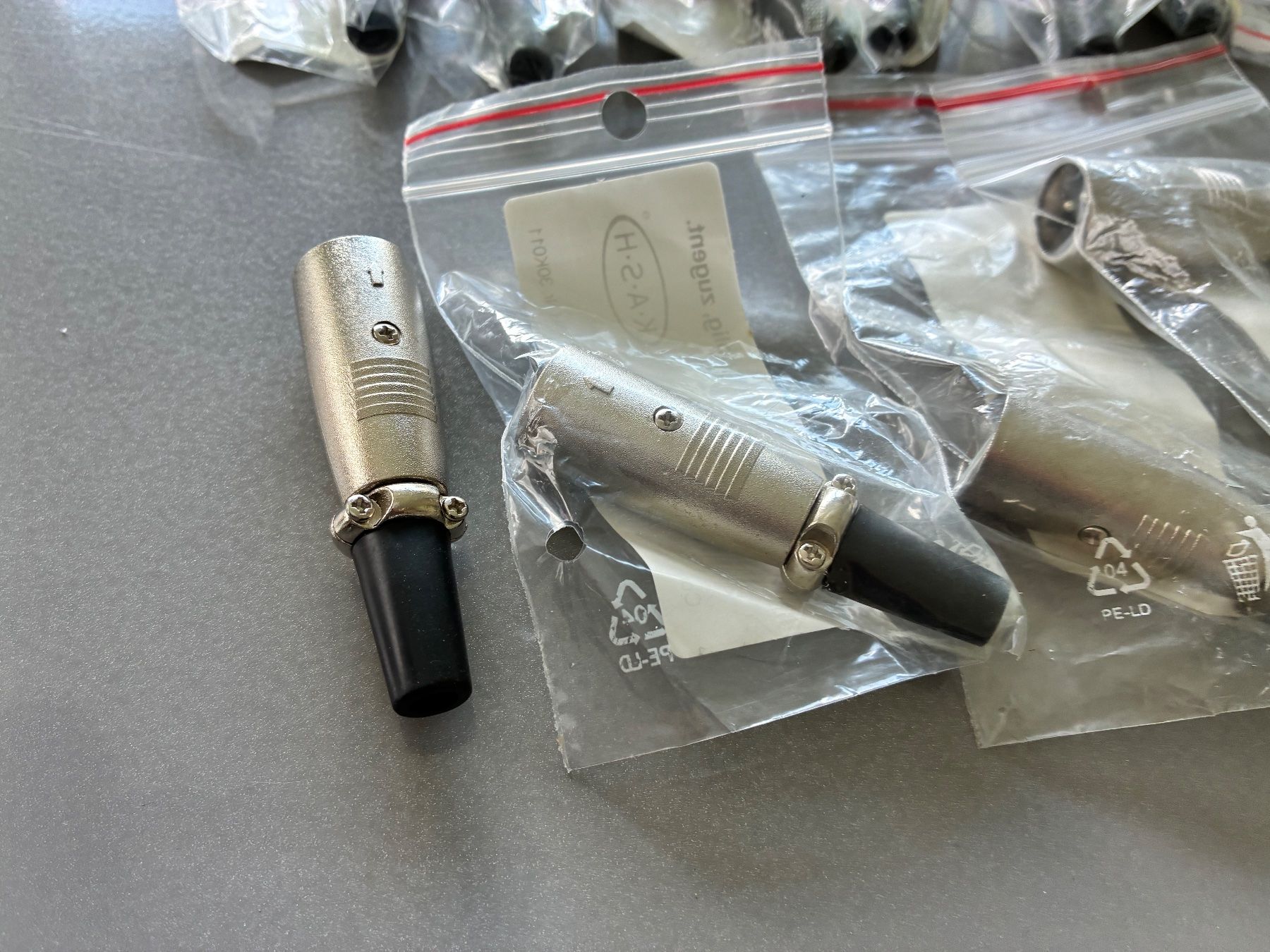 Cavi: Cannon XLR3 Kabelstecker/Buchsen – Nuovo e nell'imballaggio originale da Ennetmoos venduto da Kashmir1975 2