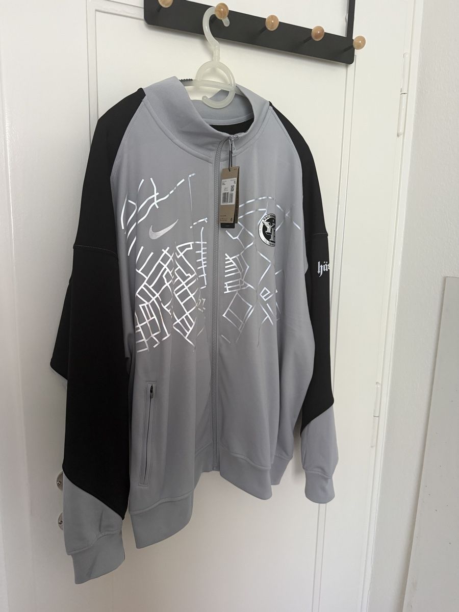 Jacken: Hässig x YB - Trainerjacke XXL – Neu (gemäss Beschreibung) aus Liebefeld von mkk_22 4
