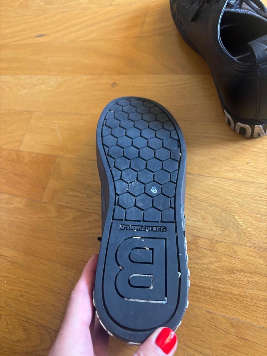 Scarpe da donna: Schwarze Schuhe SuperCommaB Grösse 39 – Usato da Basel venduto da kal_l6ms 3