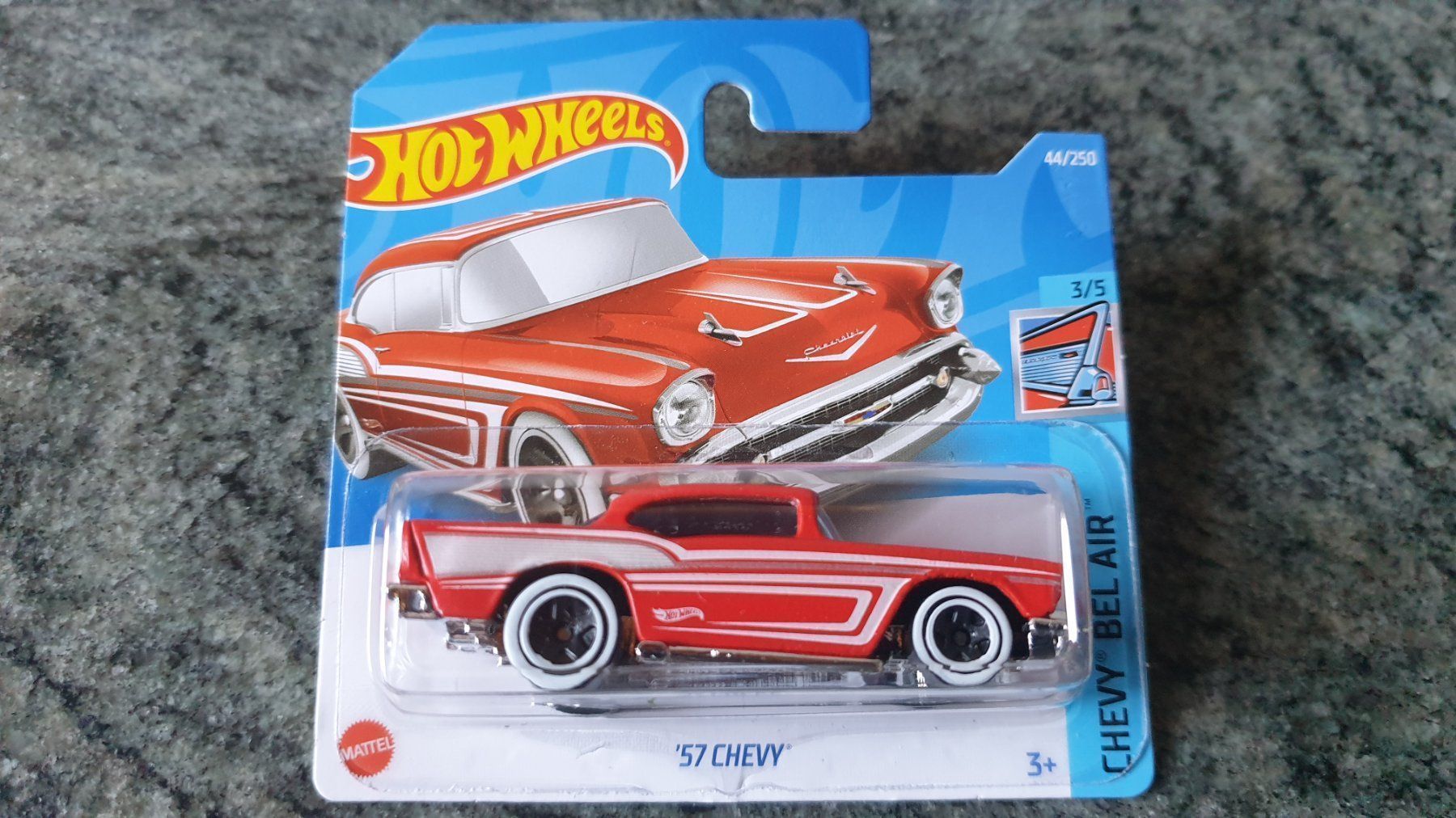 Hot Wheels Modellini d'auto: 57 CHEVY / HOT WHEELS – Nuovo e nell'imballaggio originale da Wengi b. Büren venduto da Ot1000