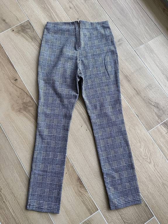 H&M Pantaloni: Karo-Hose von H & M Gr. S – Usato da Stäfa venduto da Power34 1