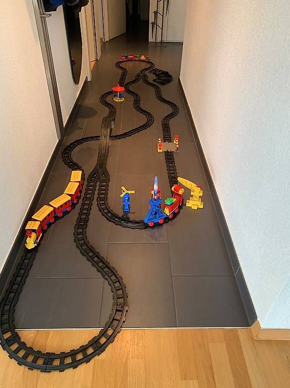 Modelleisenbahnen: Eisenbahn mit Schienen – Gebraucht aus Hindelbank von Clma