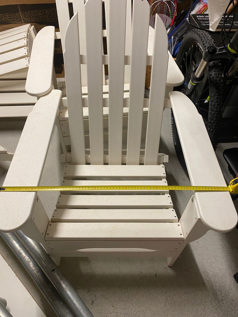 Poltrone: 4 Classic Adirondack Deck Chairs &  Matching Footrests – Usato da Zürich venduto da inf_y5qz 1