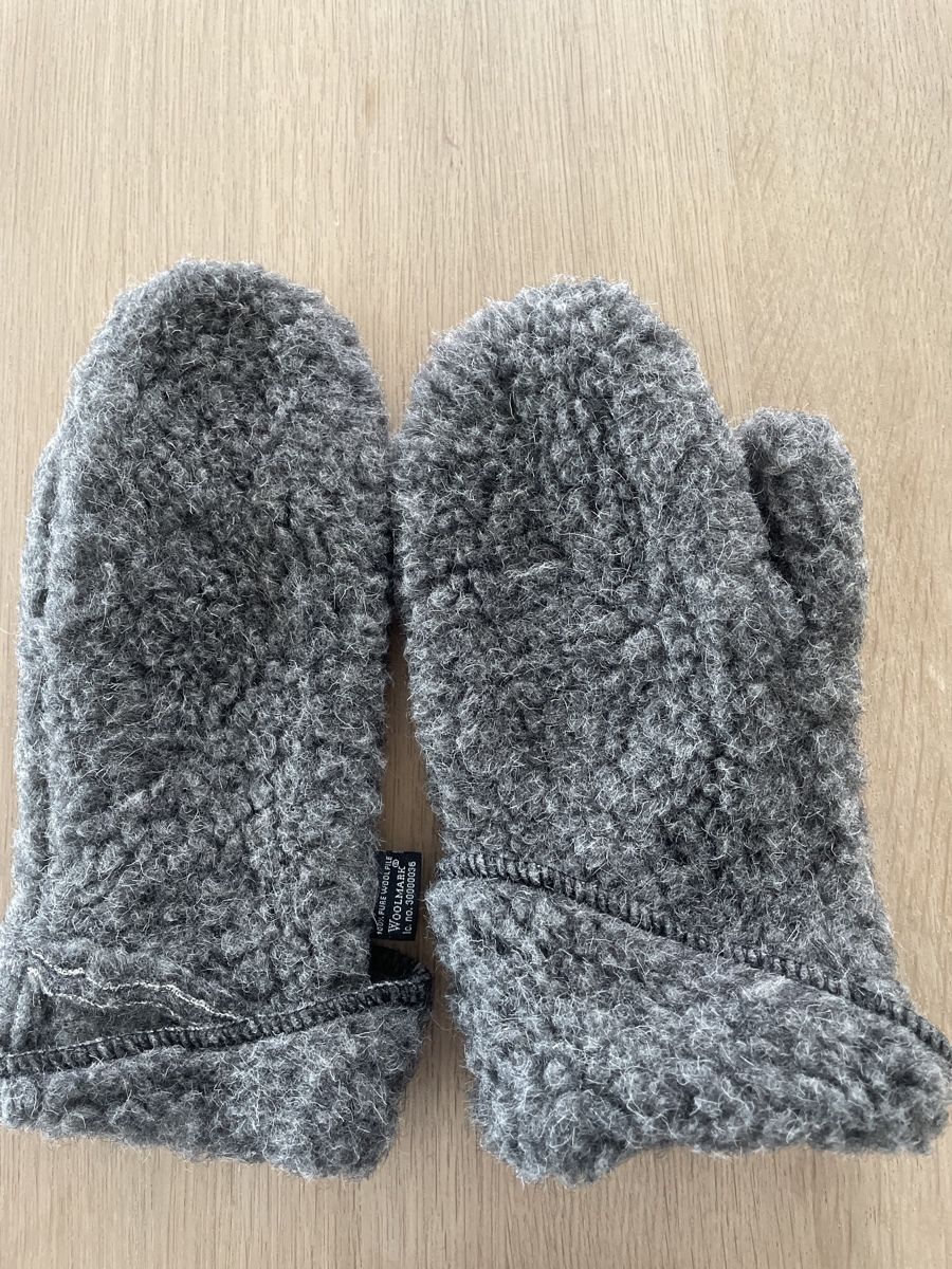Handschuhe & Handstulpen: Wolle - Handschuhe grau ❄️ – Neu (gemäss Beschreibung) aus Richterswil von Wildampfer 1