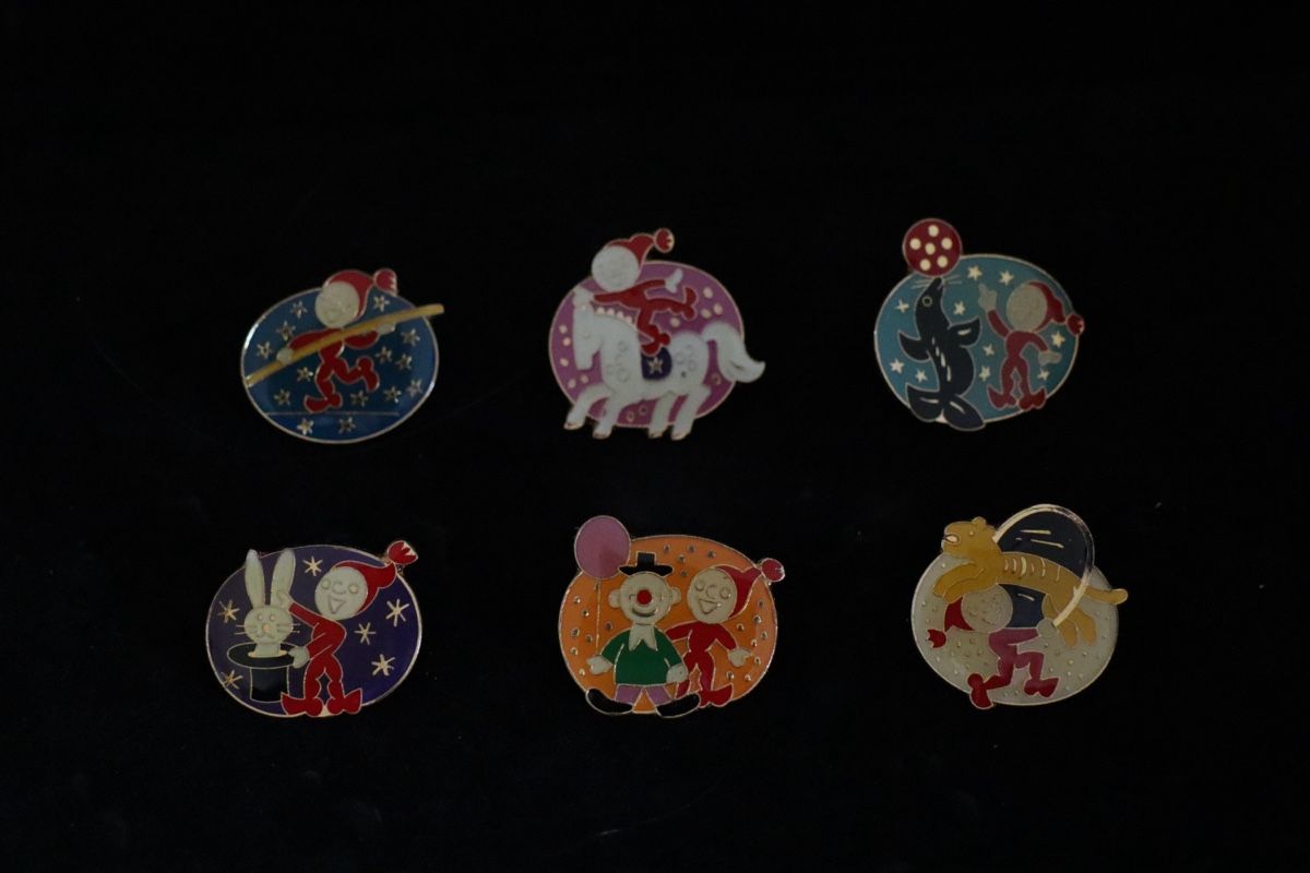 Placchette & Badge: Knorr Zirkus PIN‘s – Usato da Ottenbach venduto da siiinnaa_77