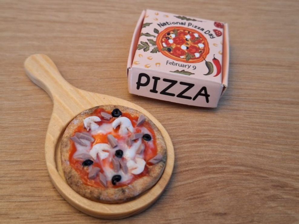 Case e mobili per bambole: Handmade Pizza, Schinken Champignon oliven – Nuovo (secondo la descrizione) da Zürich venduto da HandmadeTinyFood 3