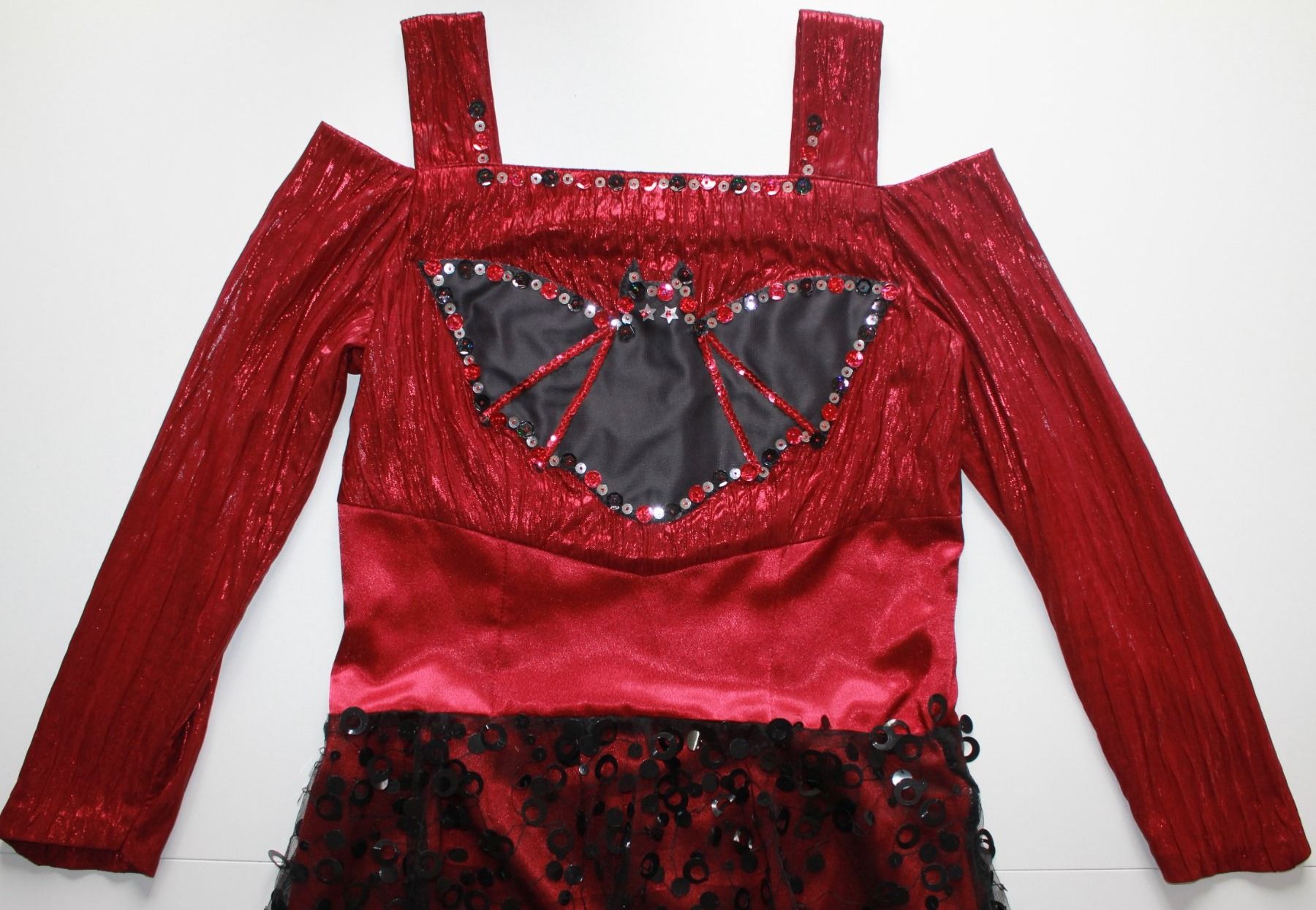 Costumi: Costume sorcière - vampire / Hexe - Vampir t. 38 – Usato da Peseux venduto da CoolShoping 3