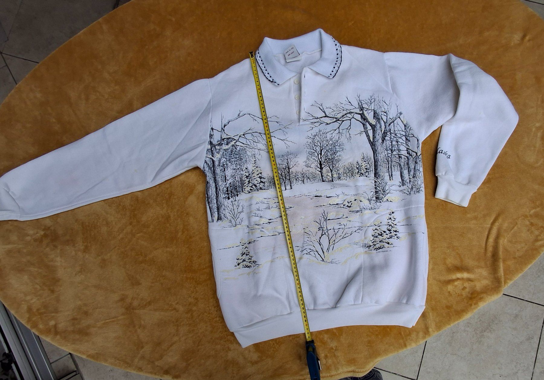 Pullover & Sweatshirts: Pullover aus Alaska Winterlandschaft weiss Grösse L – Gebraucht aus Vitznau von rh_v 1