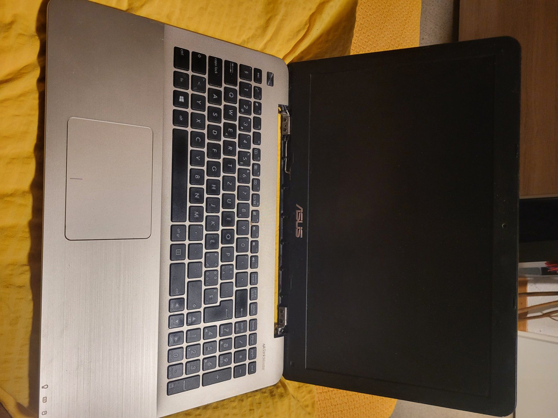 Asus Notebook: ASUS Laptop – Usato da Wangen SZ venduto da svuchinic 3