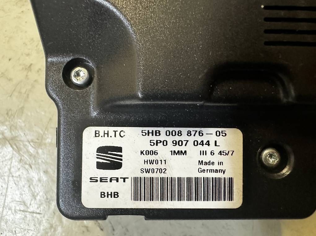 Tutti pezzi di ricambio auto: Klimabedienteil Seat Original(Climatronic) – Usato da Romanshorn venduto da Domuz-Handel 2