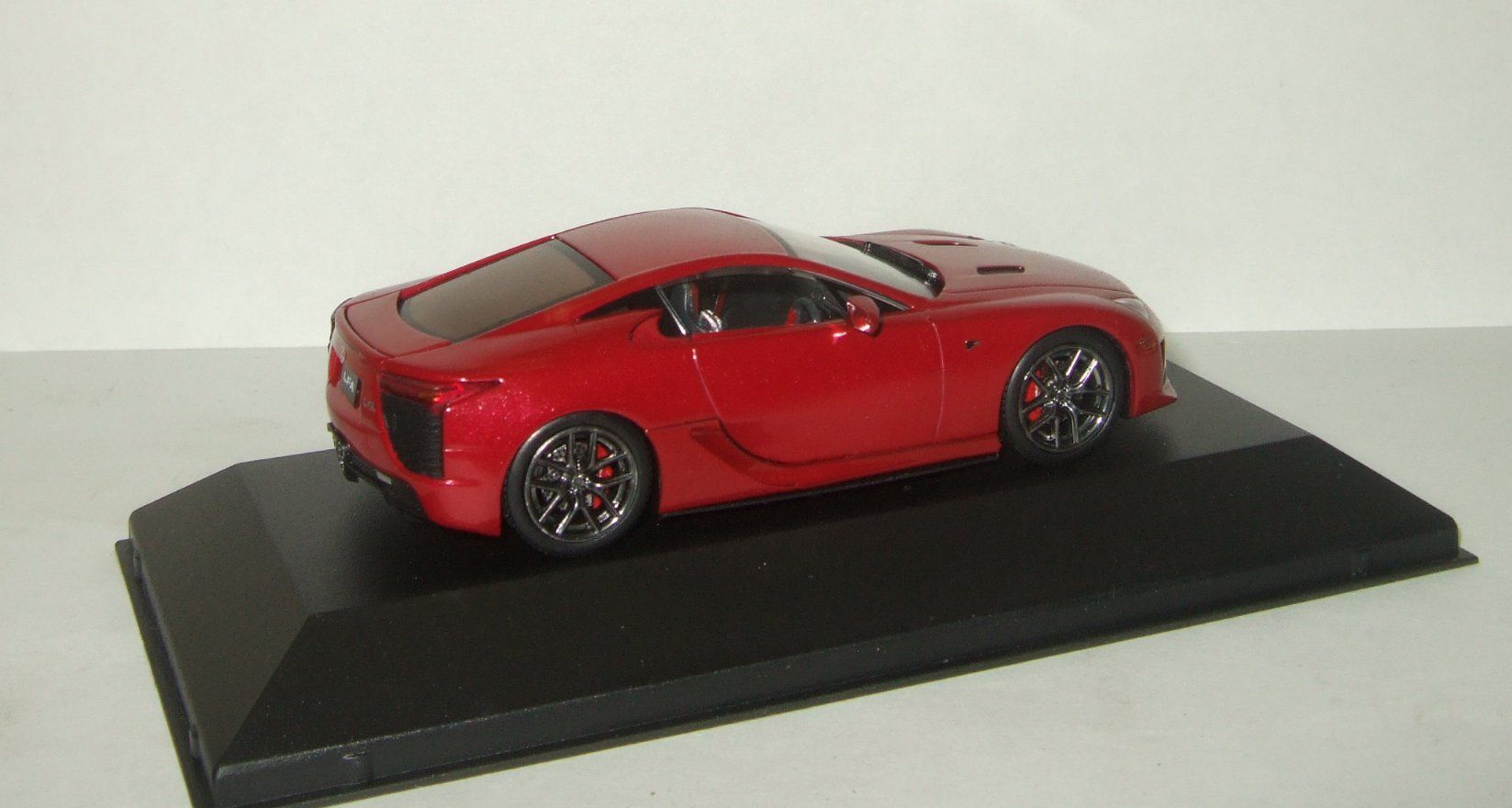 Lexus Modellautos: Lexus LFA 1:43 J Collection – Neu (gemäss Beschreibung) aus Dietikon von Migi_97D 2