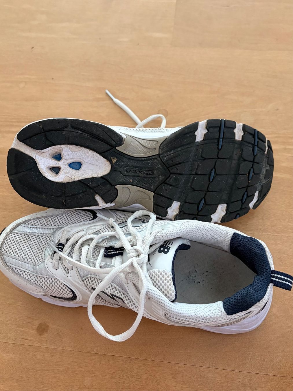New Balance Scarpe da uomo: Gebrauchte New Balance Sneaker – Usato da Jonen venduto da f_abiiiennee 2