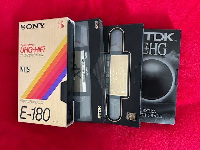Cassette vuote: VHS Kassetten leer – Nuovo (secondo la descrizione) da Elgg venduto da Maui2015 2